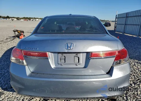 2011 Honda Accord Exl z USA, uszkodzony, nr VIN 1HGCP2F85BA153165